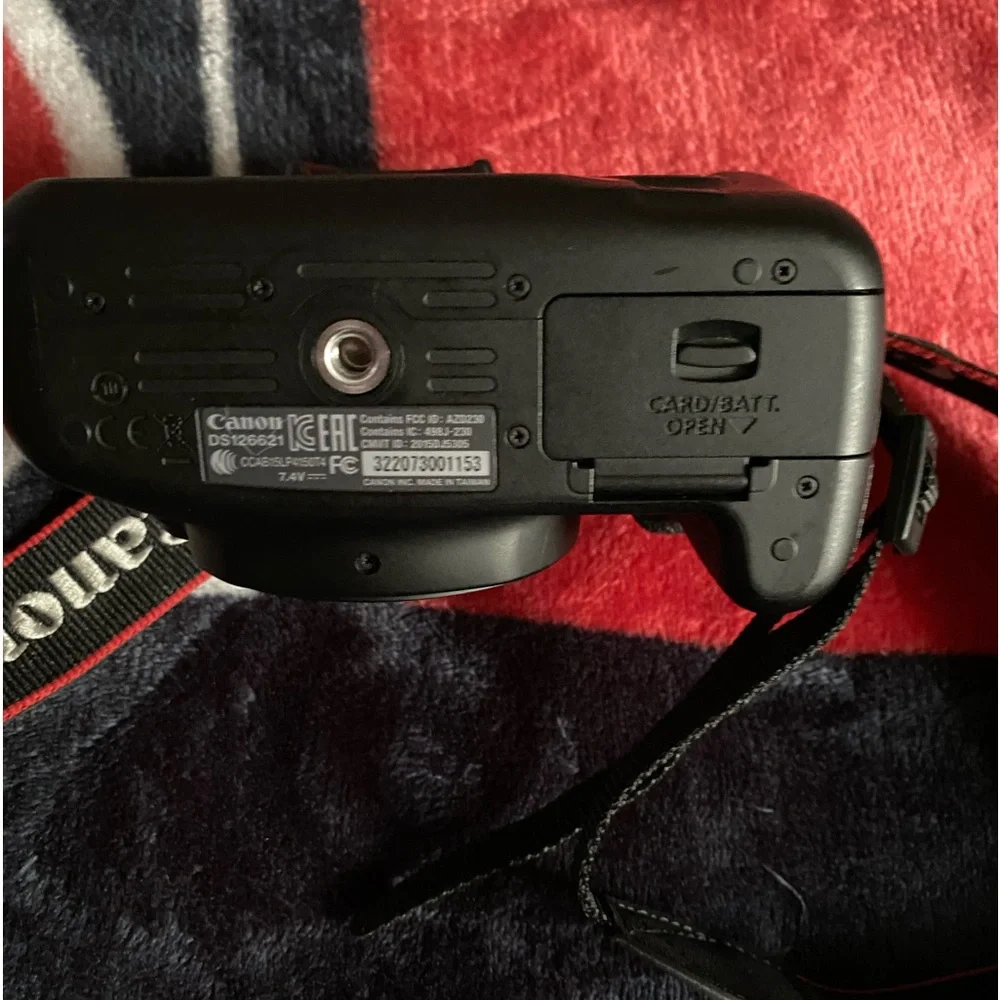 Excellent Canon Rebel T6 with 18-55 EF-S Lens